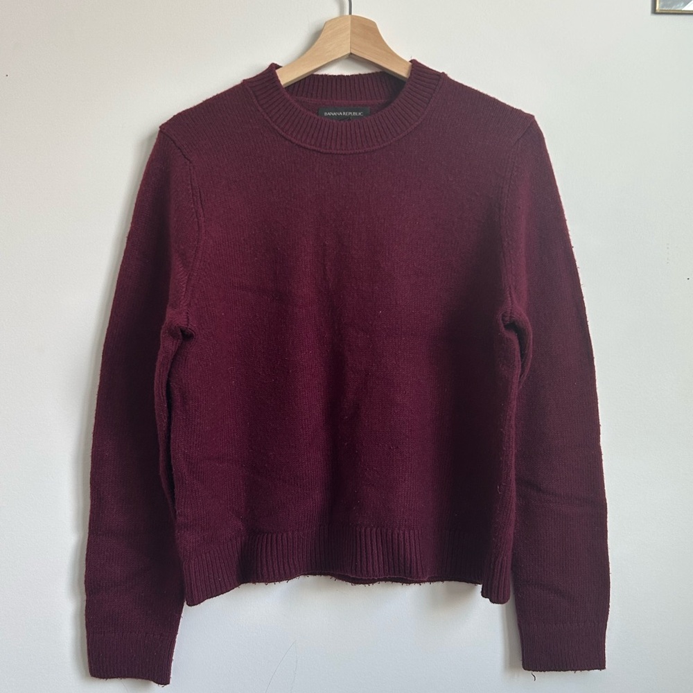 4 for 30$ 🧞Banana Republic Burgundy Sweater Size Large